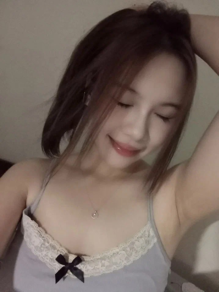 Nghi ngờ vợ yêu "đi ngoài" với thực tập sinh, Ông xã lắp camera và cái kết bất ngờ