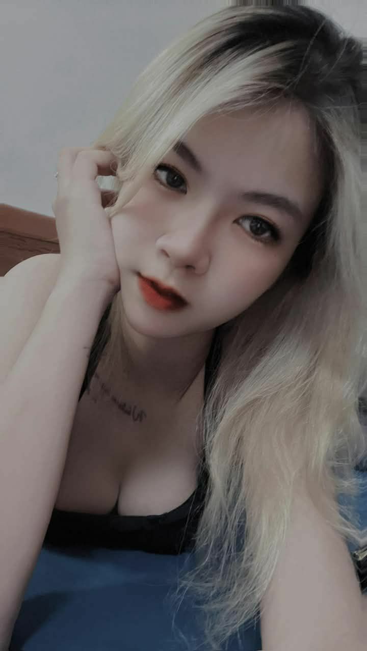 Người chồng đụ có 1 phút mỗi đêm, bà xã ra khỏi phòng thì gặp bố